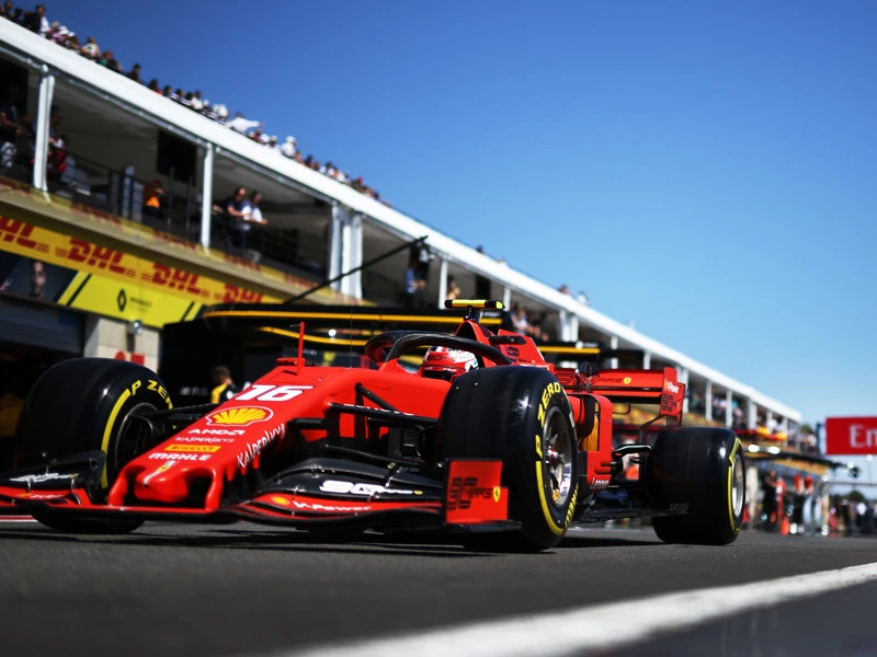 外国人記者が今季F1のトップ争いを分析。「現在の最強はフェラーリ」